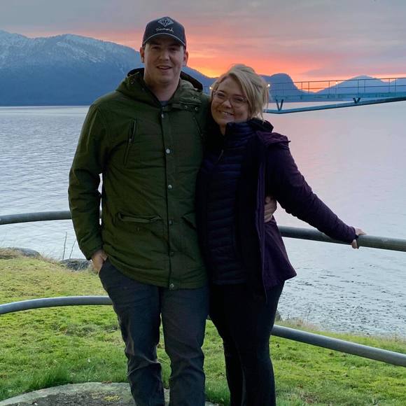 Meet your Posher, Donavan - Picture 1 of 1